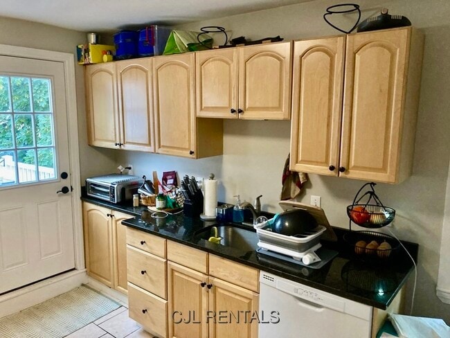 Photo - 104 Gilman St Unit 2