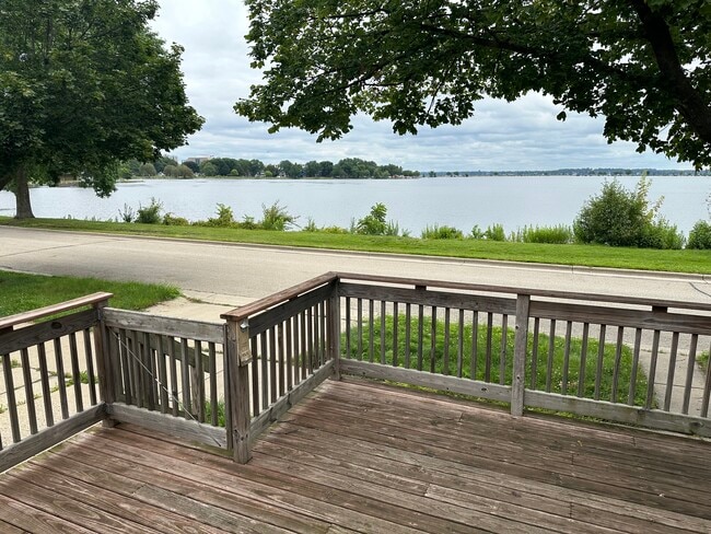 Photo - 524 W Shore Dr