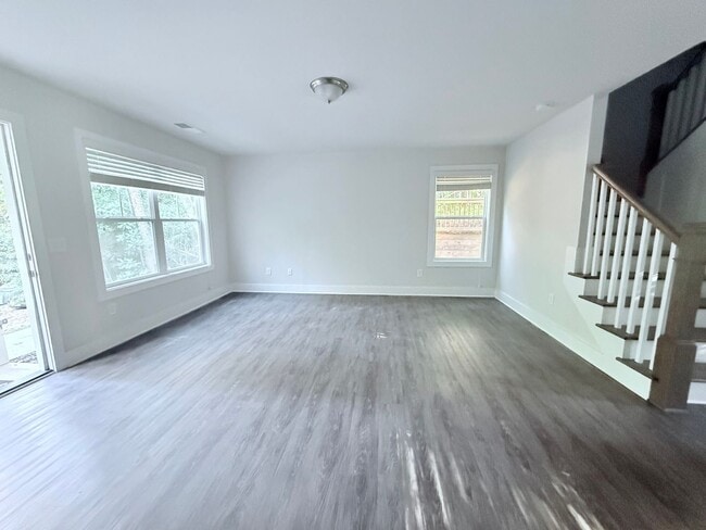 Photo - Single Family Home - 2/2.5 in Cumming, GA