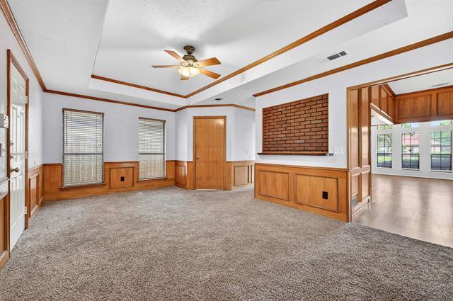 Photo - 918 Green Brook Dr
