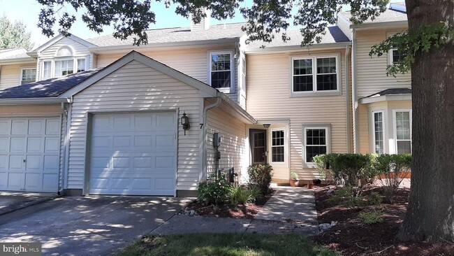 Building Photo - 7 Towpath Ct Rental