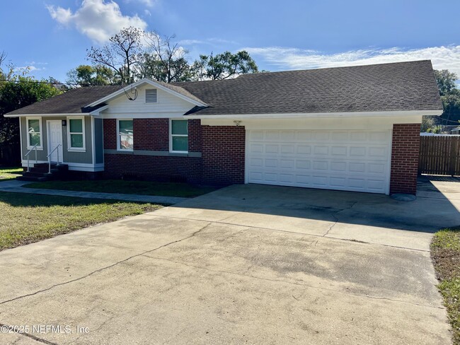 Photo - 9720 Jupiter Ct S House