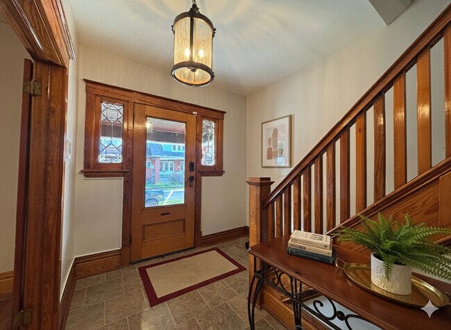 Photo - 21 Barnesdale Ave S