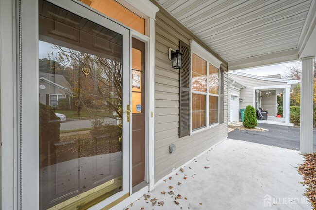 Photo - 131 Greenlawns Dr