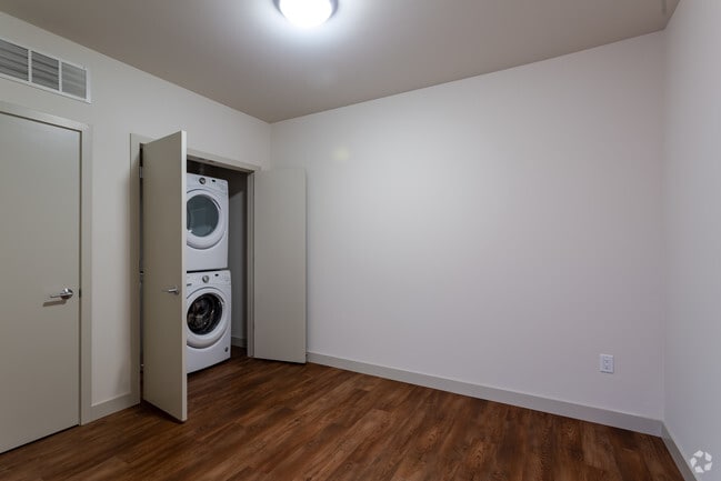 1BR, 1BA - 1K