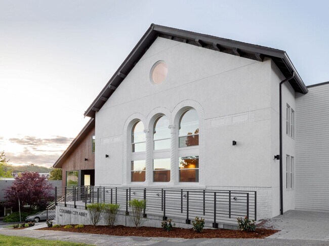 Photo - Columbia City Abbey