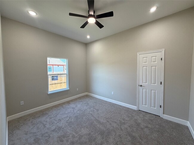 Photo - 1610 George Ave