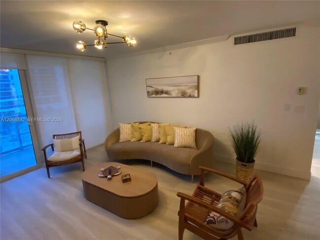 Building Photo - 2501 S Ocean Dr Unit 614
