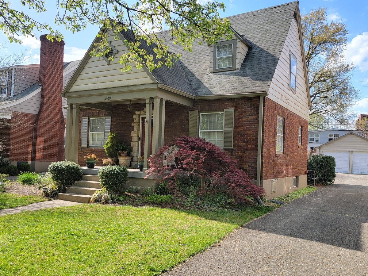 Photo - 3609 Hycliffe Ave