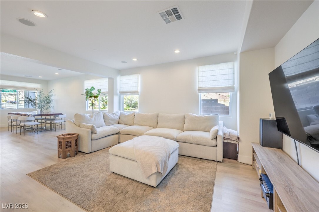 Photo - 5404 Avent Ferry St