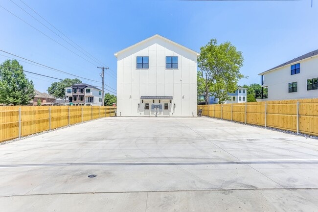 Photo - 3147 Forest Park Blvd Unit 3147 FP-2028