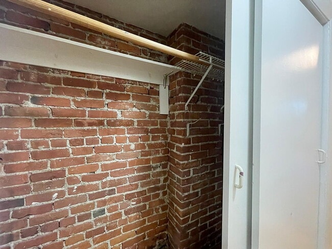 Building Photo - 94 St Botolph St