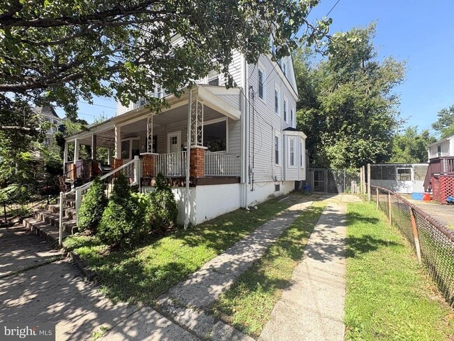19 Lincoln Ave