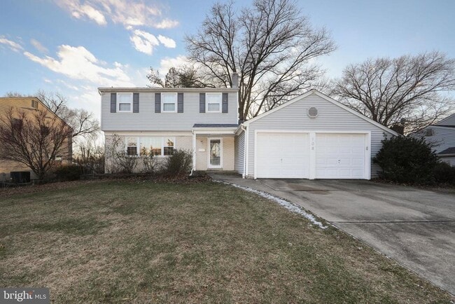 Building Photo - 108 Henfield Ave