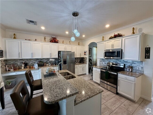 Building Photo - 10704 Essex Square Blvd Rental