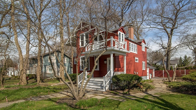 Photo - 346 E Prospect Ave