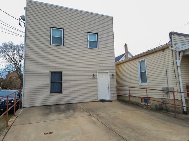 Photo - 84 Gross St Unit Apt B