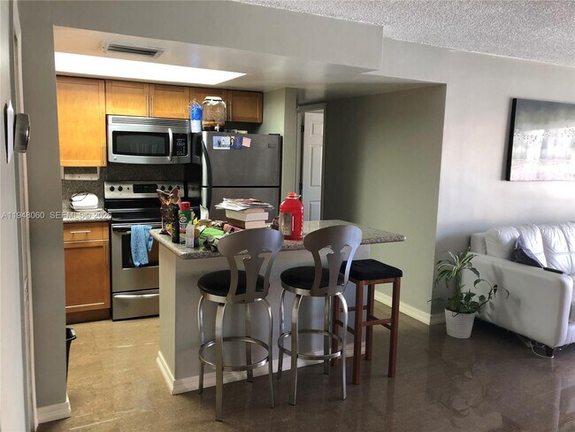 Photo - 3531 NE 170th St Unit 204