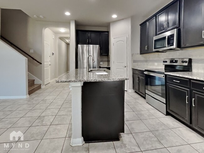 Building Photo - 11335 Decidedly