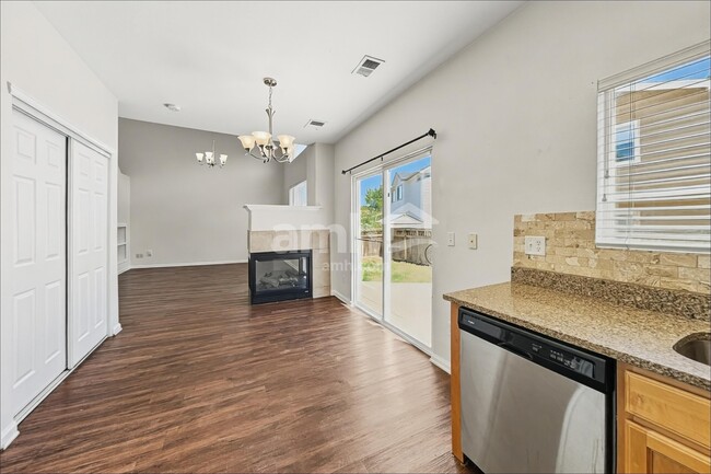 Photo - 5046 Pelican St