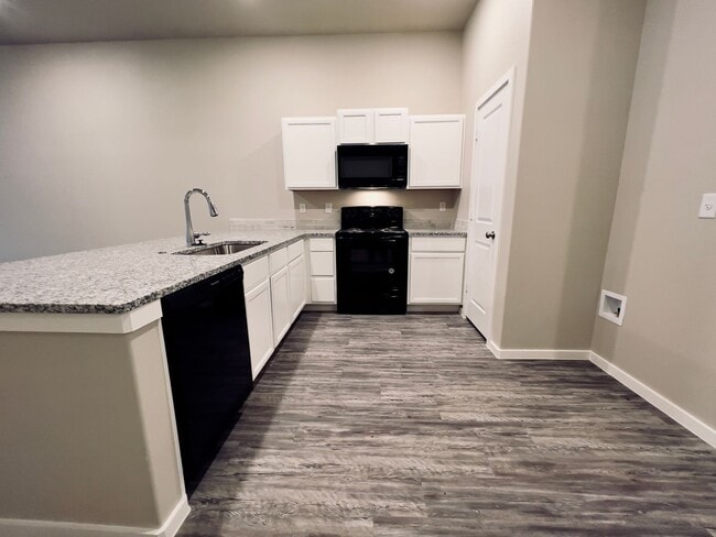 Photo - 2102 N Avenue K