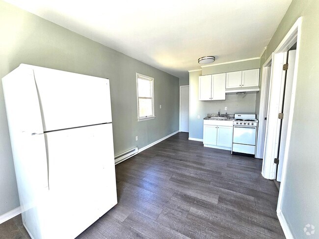 Building Photo - 30550 Dr William P. Hytche Blvd Rental