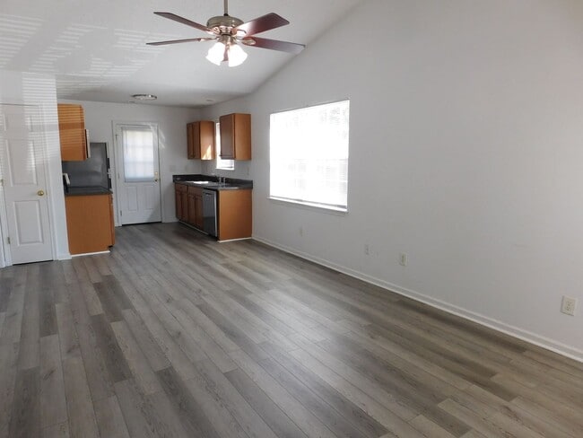 Photo - 1338 Hunters Rd