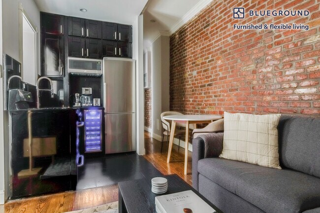 Photo - 20 Prince St Unit FL3-ID1465