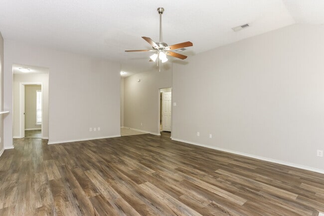Photo - 1512 Fern Dr