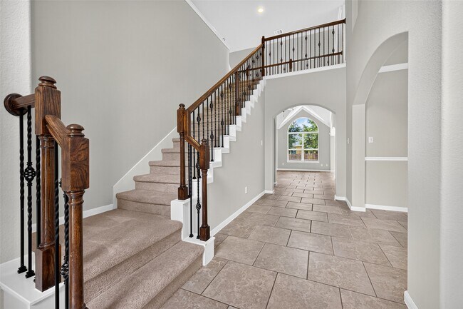 Photo - 50 Vershire Cir
