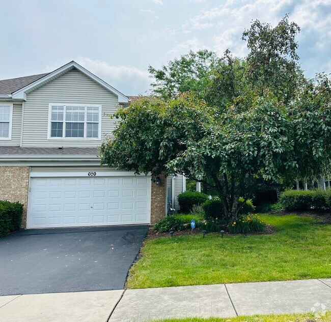 Building Photo - 620 Lakeridge Ct Rental