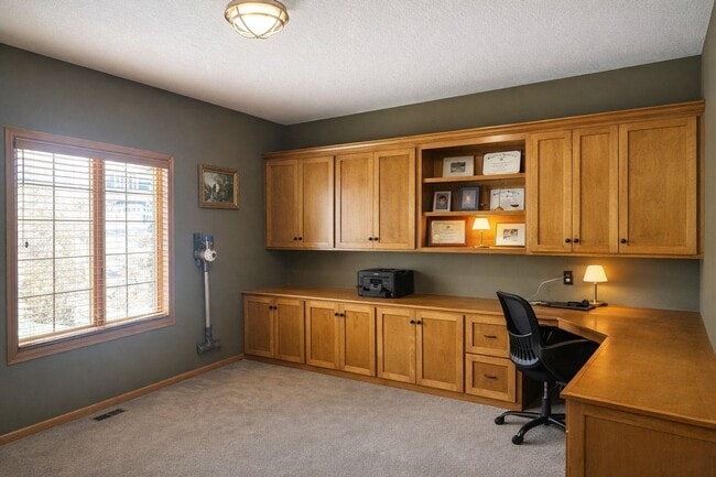 Photo - 2489 Schneider Ct