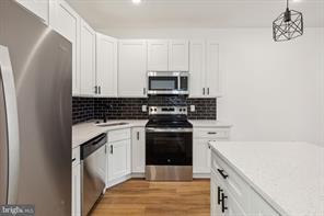 Photo - 2306 N Fairhill St Unidad 5