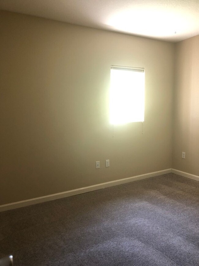 Photo - 4737 SE 28th Ave Unit B