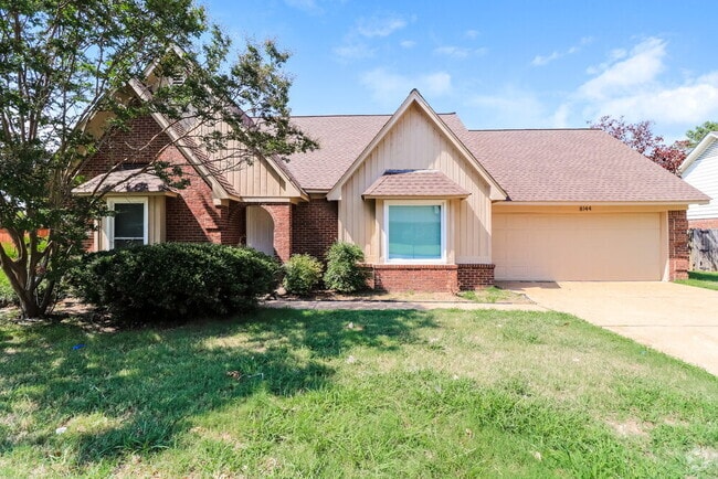 Building Photo - 8144 Creekside Cir N Rental