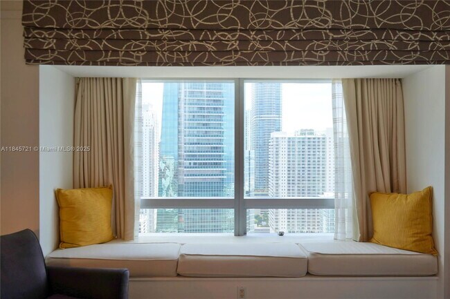 Photo - 1435 Brickell Ave Unit 3412