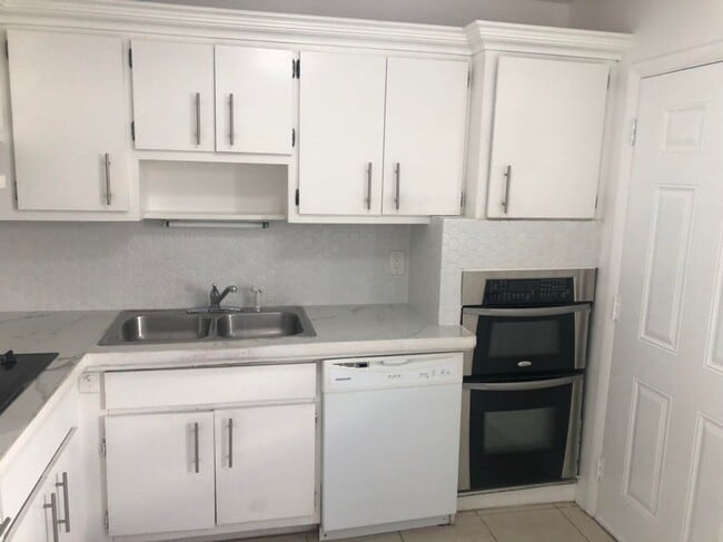 Photo - 4500 N Flagler Dr