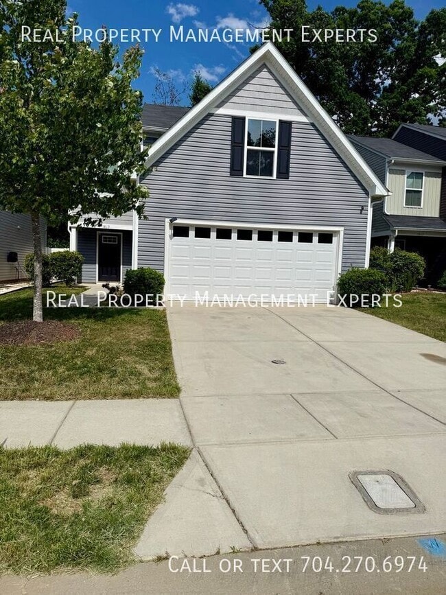 Building Photo - 1819 Hooper Court