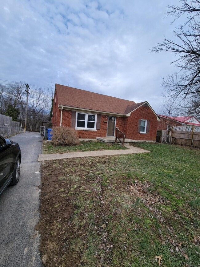 Photo - 1849 Dunkirk Dr House