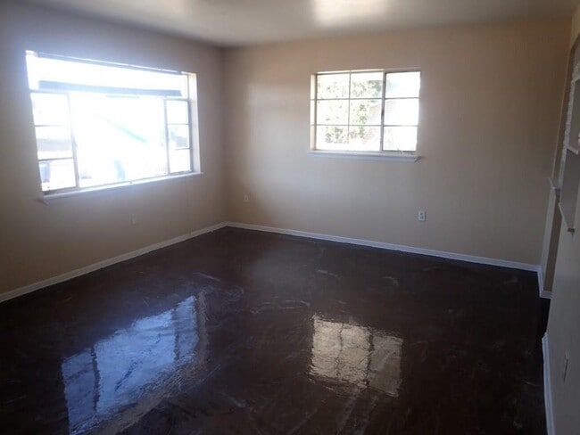 Photo - 7211 Safford Ct