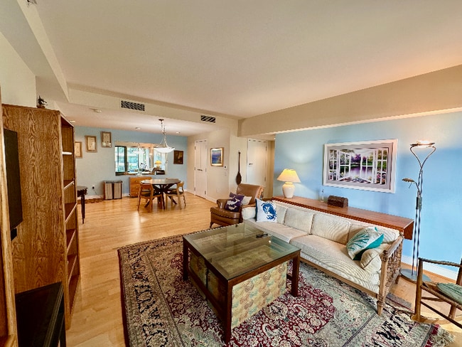 Photo - 654 Front St Unit 1114