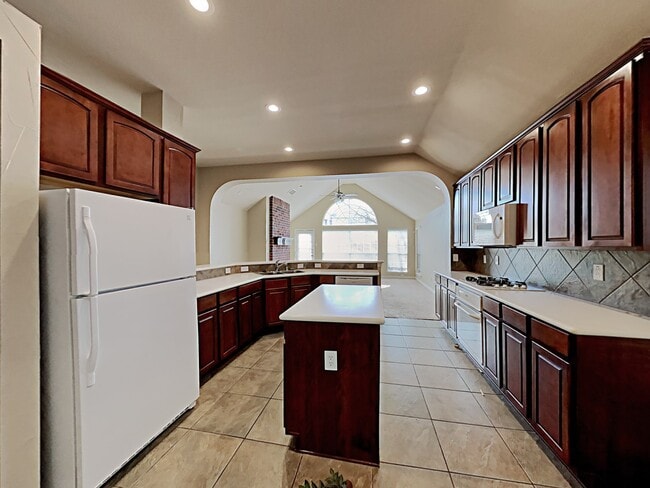 Photo - 1310 Golf Club Dr