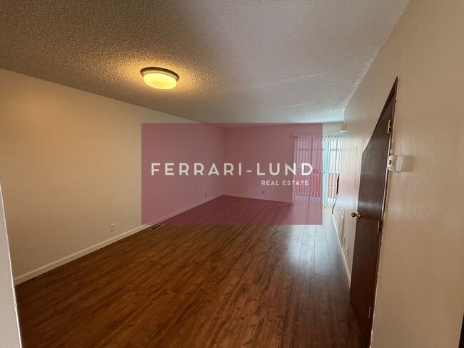 Photo - 2 Bed / 1.5 Bath Townhome – Central Sparks Near Baring Blvd - Kay DeAlba Property!!