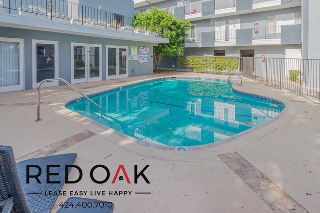 Photo - 10535 Lindley Ave Unit 50