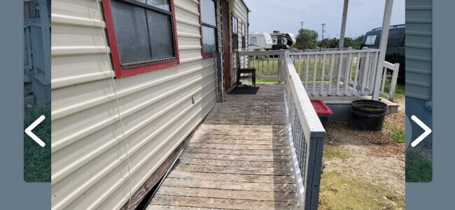 Photo - 515 W Main St