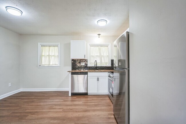 Photo - 628 Mclamb Dr