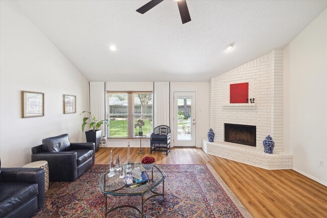 Photo - 2784 Forest Point Dr