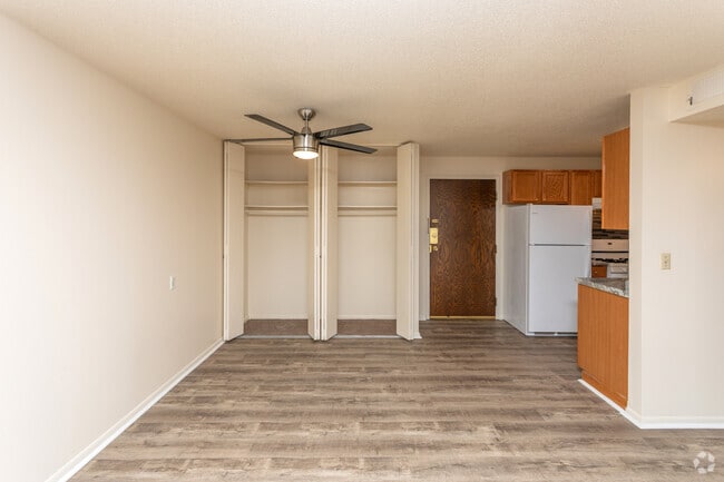 1HAB, 1BA - 631 ft²