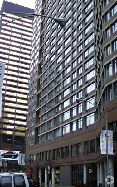 Photo - 211 E. Ohio St.