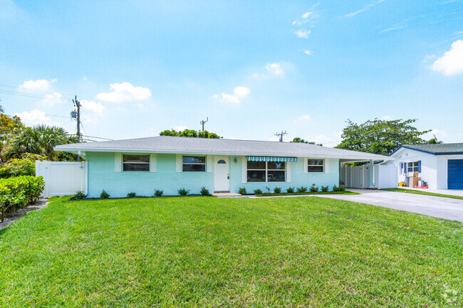 Building Photo - 9531 Birdwood St Rental